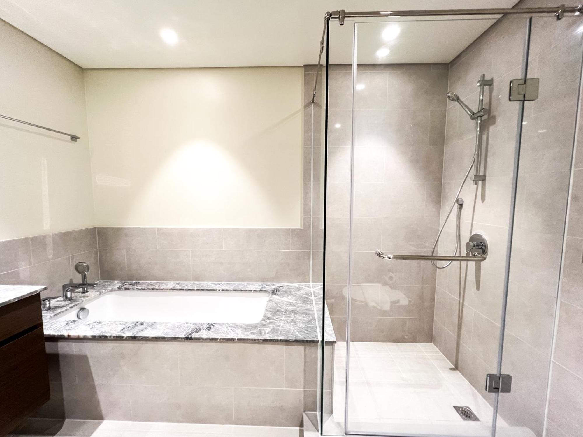 Luxury New 3 Beds Plus Maid Forte Tower * Dubai