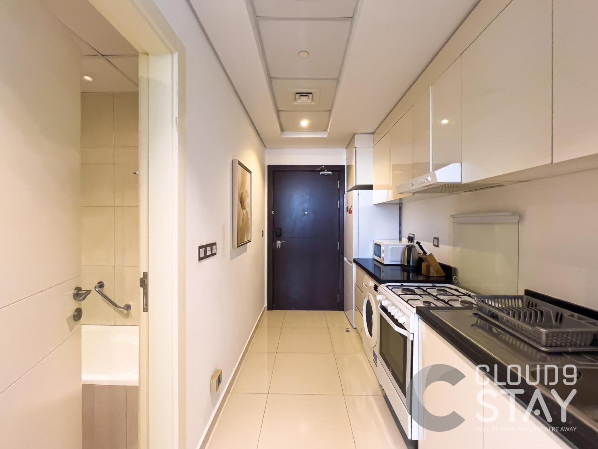 Apartment Cloud 9 - Damac Ghalia Tower Dubai
