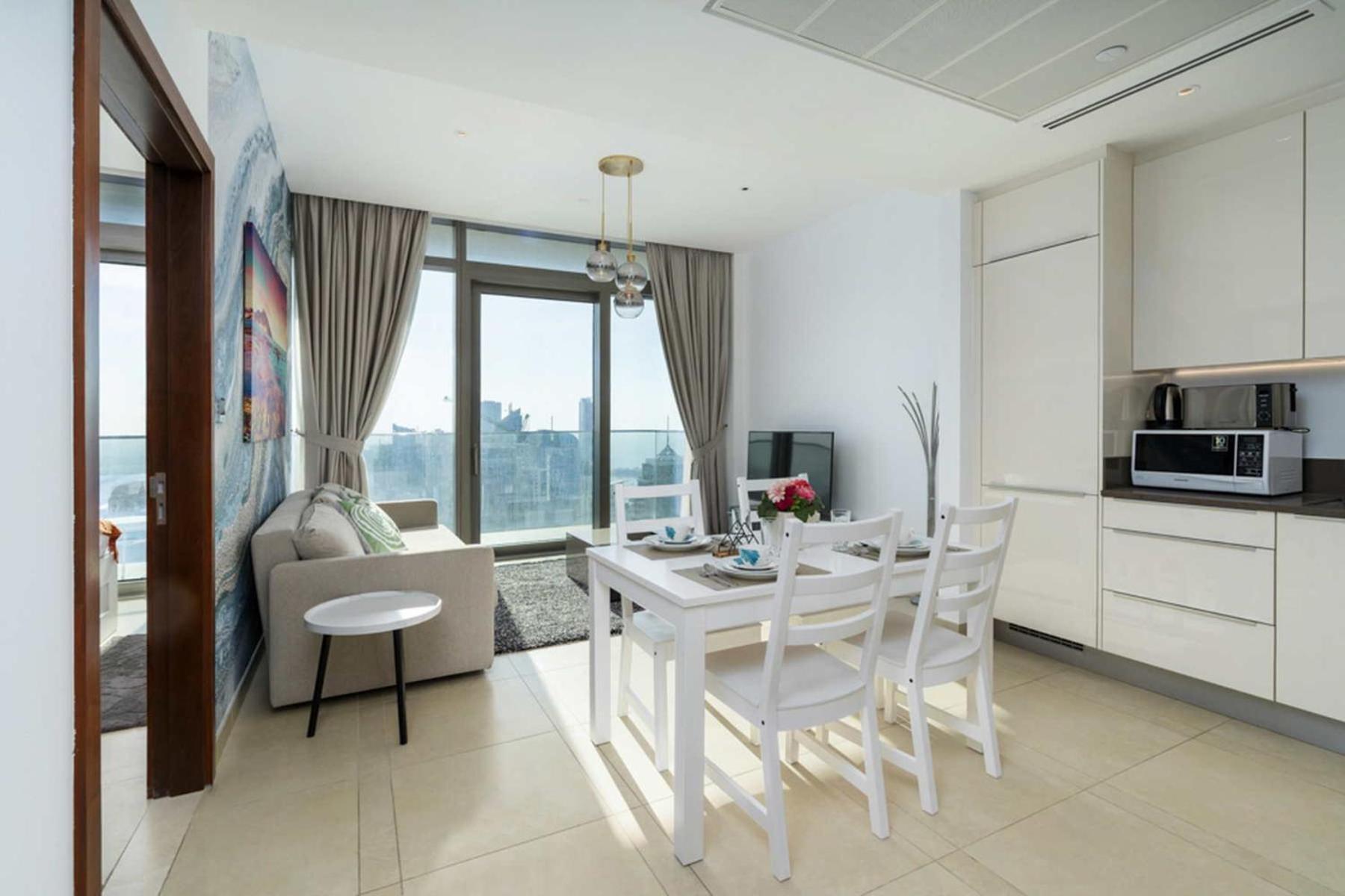 Stunning 1bed High Floor Marina View Apartment Dubai