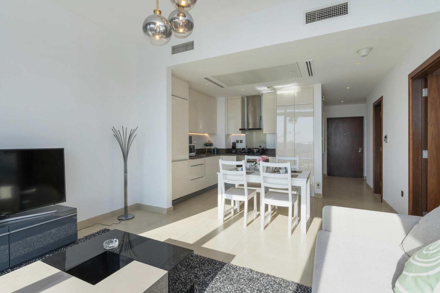Stunning 1bed High Floor Marina View Dubai