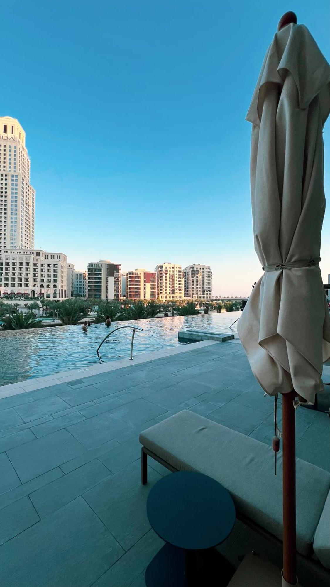 Apartment Elegant 1br With Skyline View In Creek Harbour