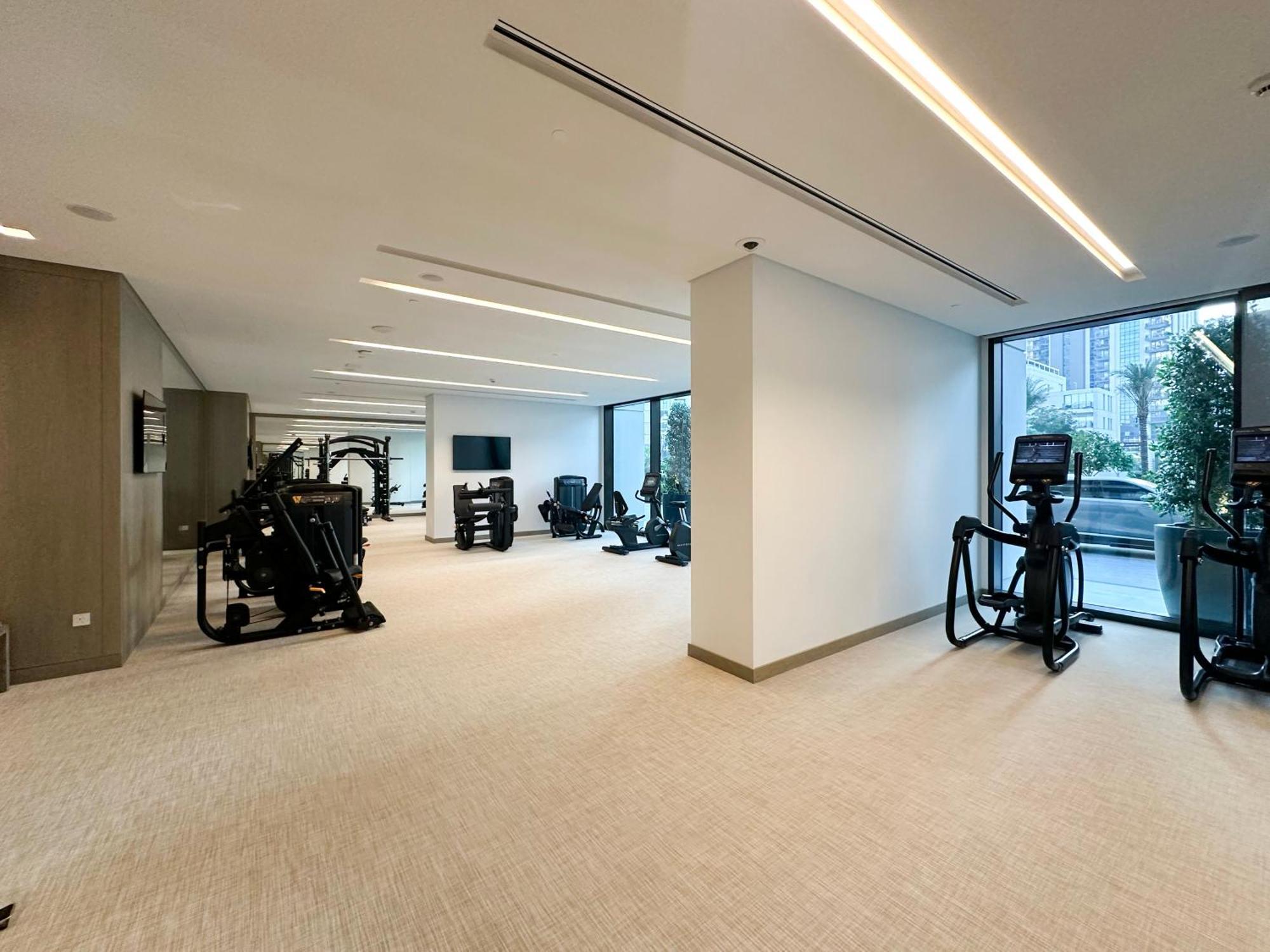 Apartment Elegant 1br With Skyline View In Creek Harbour Dubai