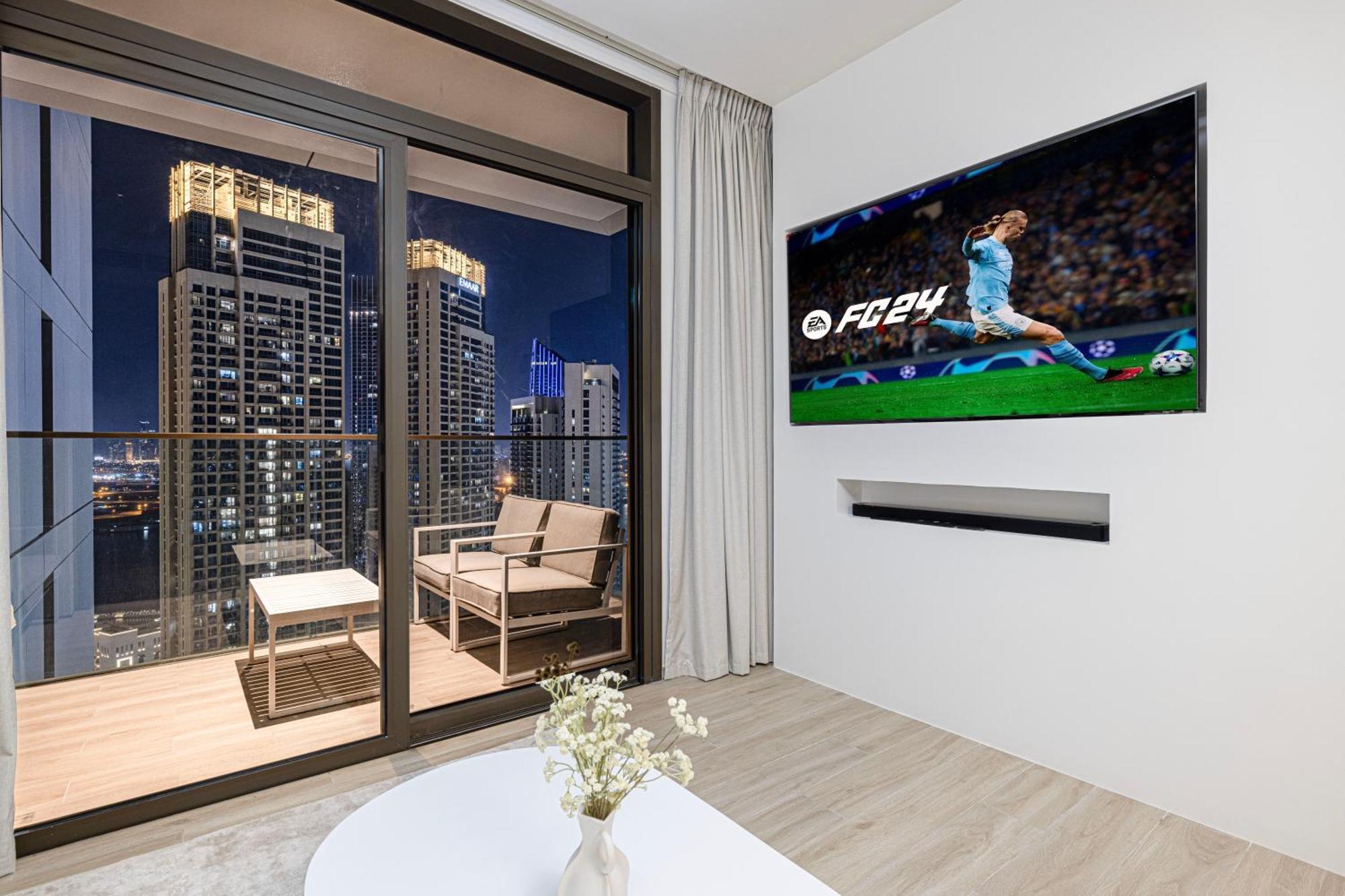 Apartment Elegant 1br With Skyline View In Creek Harbour *