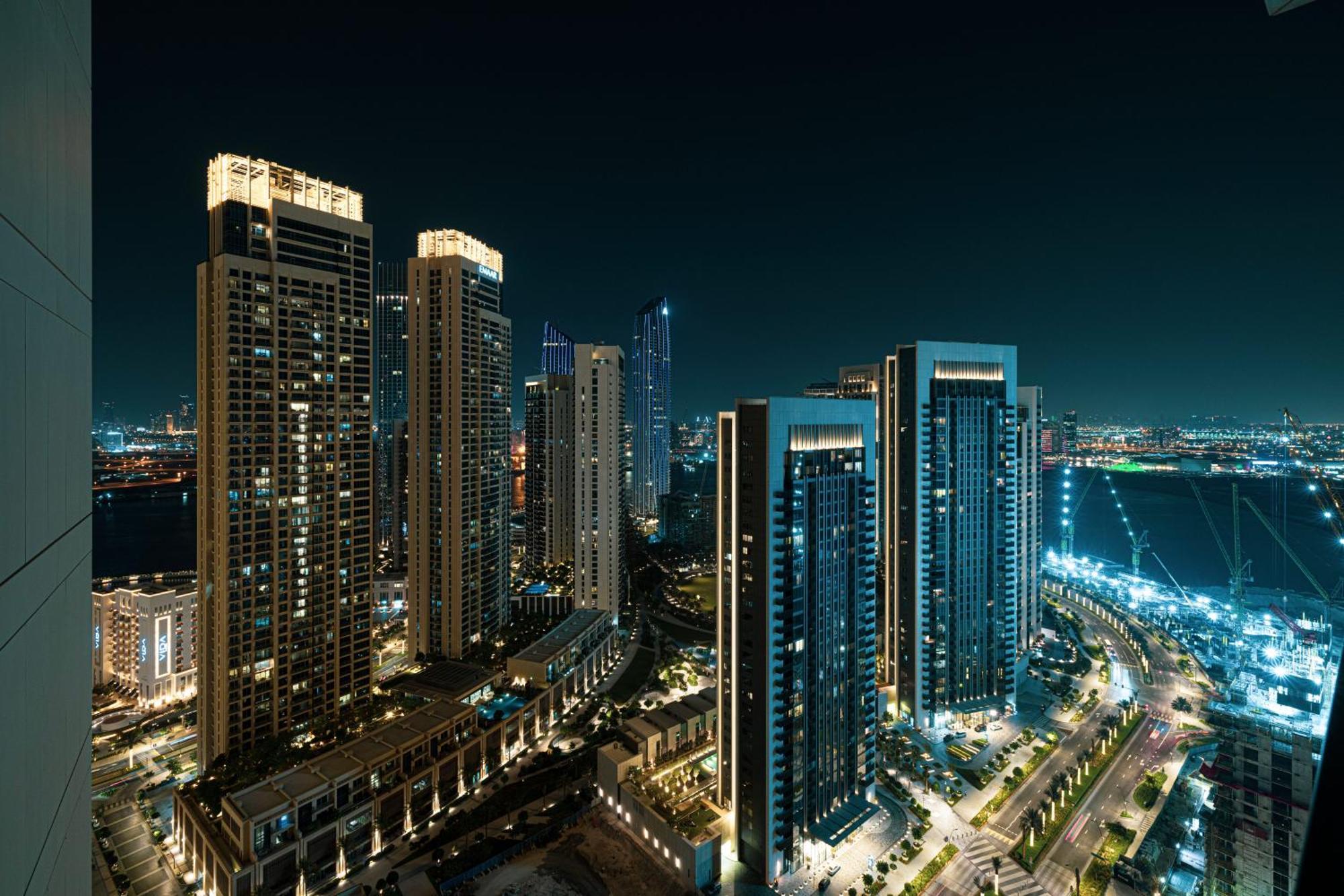 Apartment Elegant 1br With Skyline View In Creek Harbour *