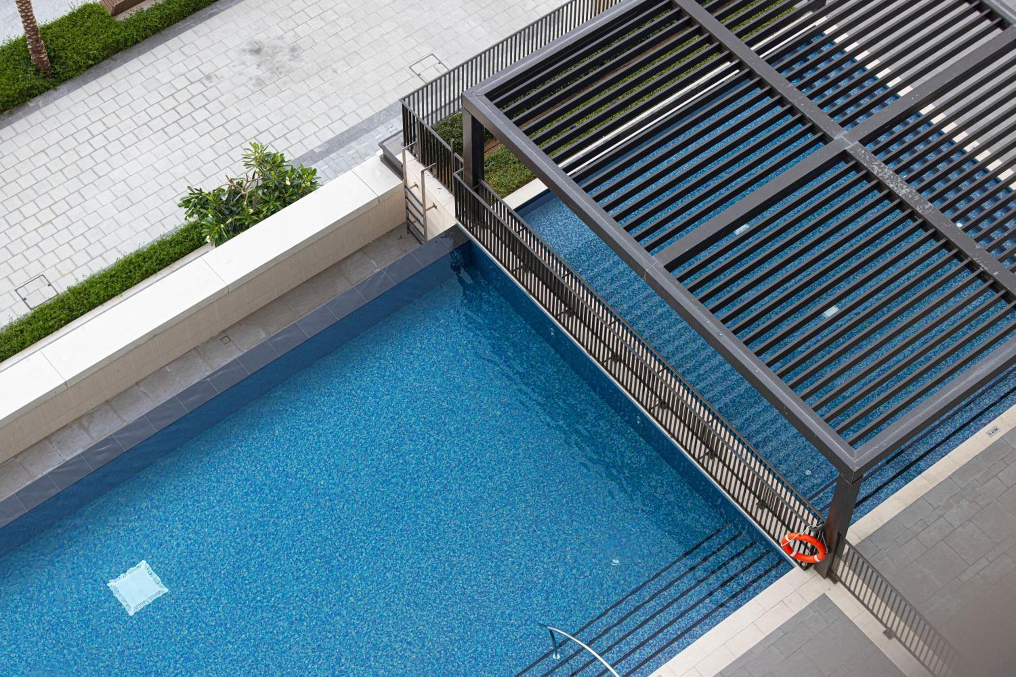 Elegant 1br With Skyline View In Creek Harbour *