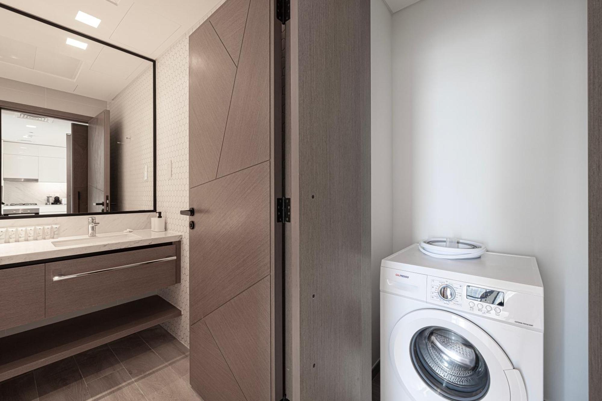 Apartment Elegant 1br With Skyline View In Creek Harbour