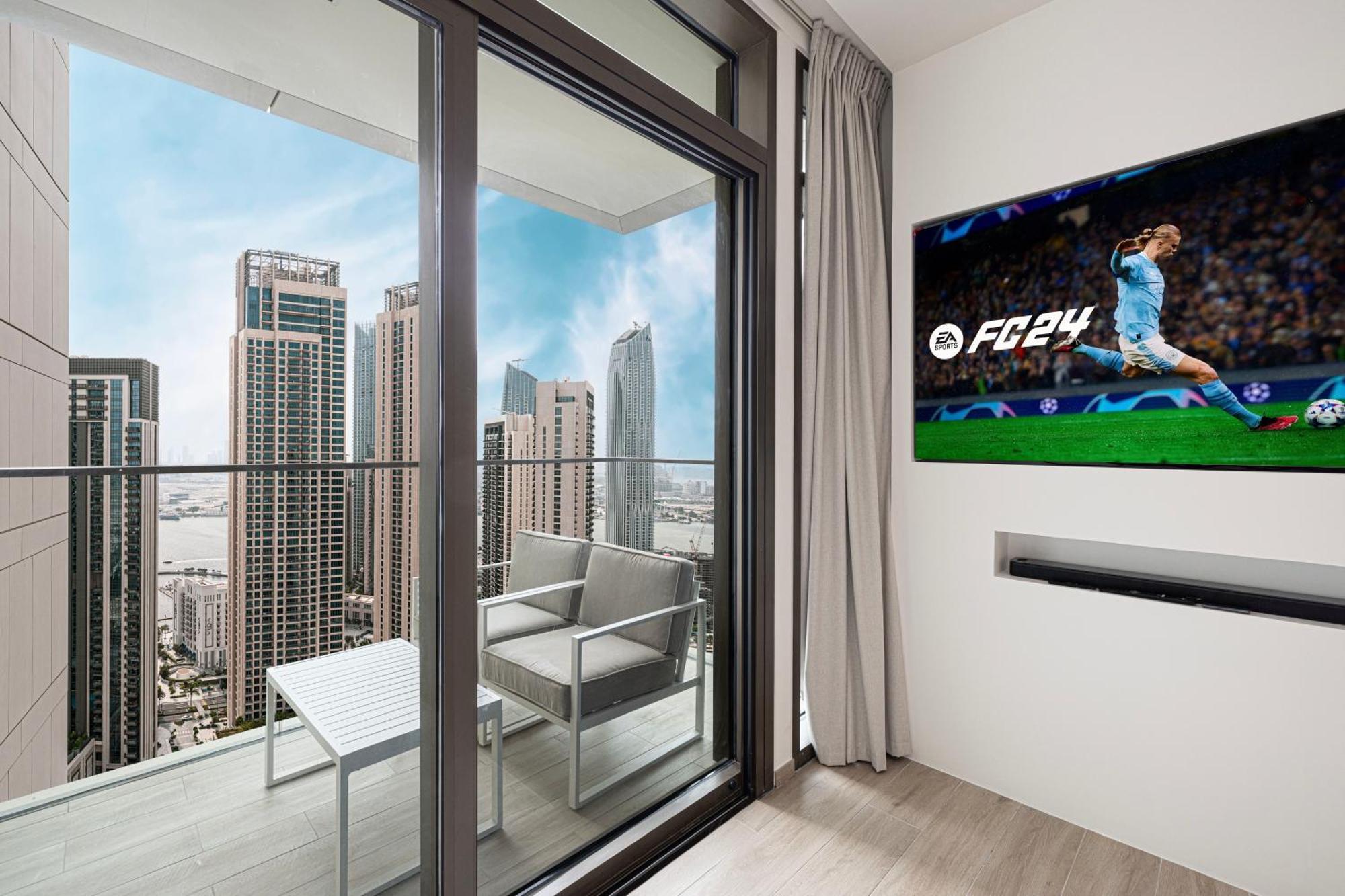 Elegant 1br With Skyline View In Creek Harbour