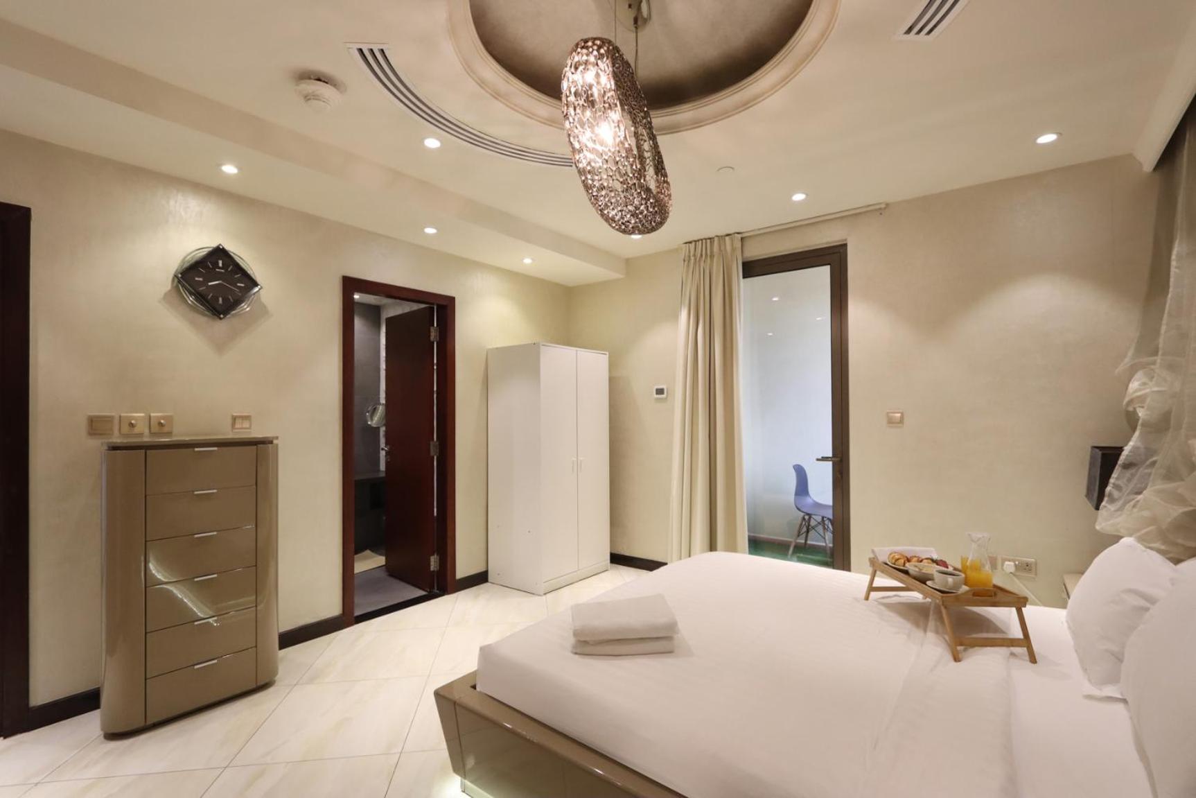 Upgraded With Full Sea View Rimal 5 - Entire 4 Bedroom - Access Apartment Dubai