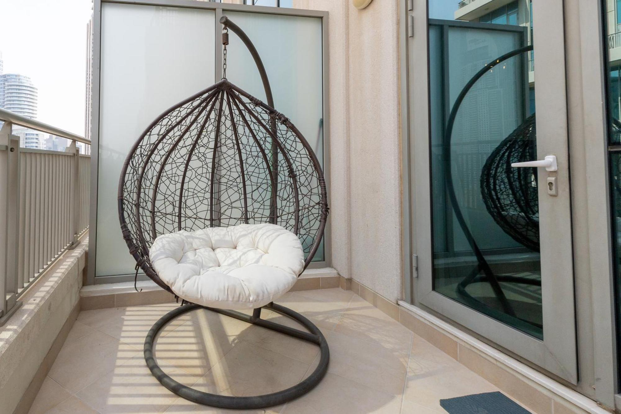Apartment White Sage - Fountain View Stylish With Spacious Terrace