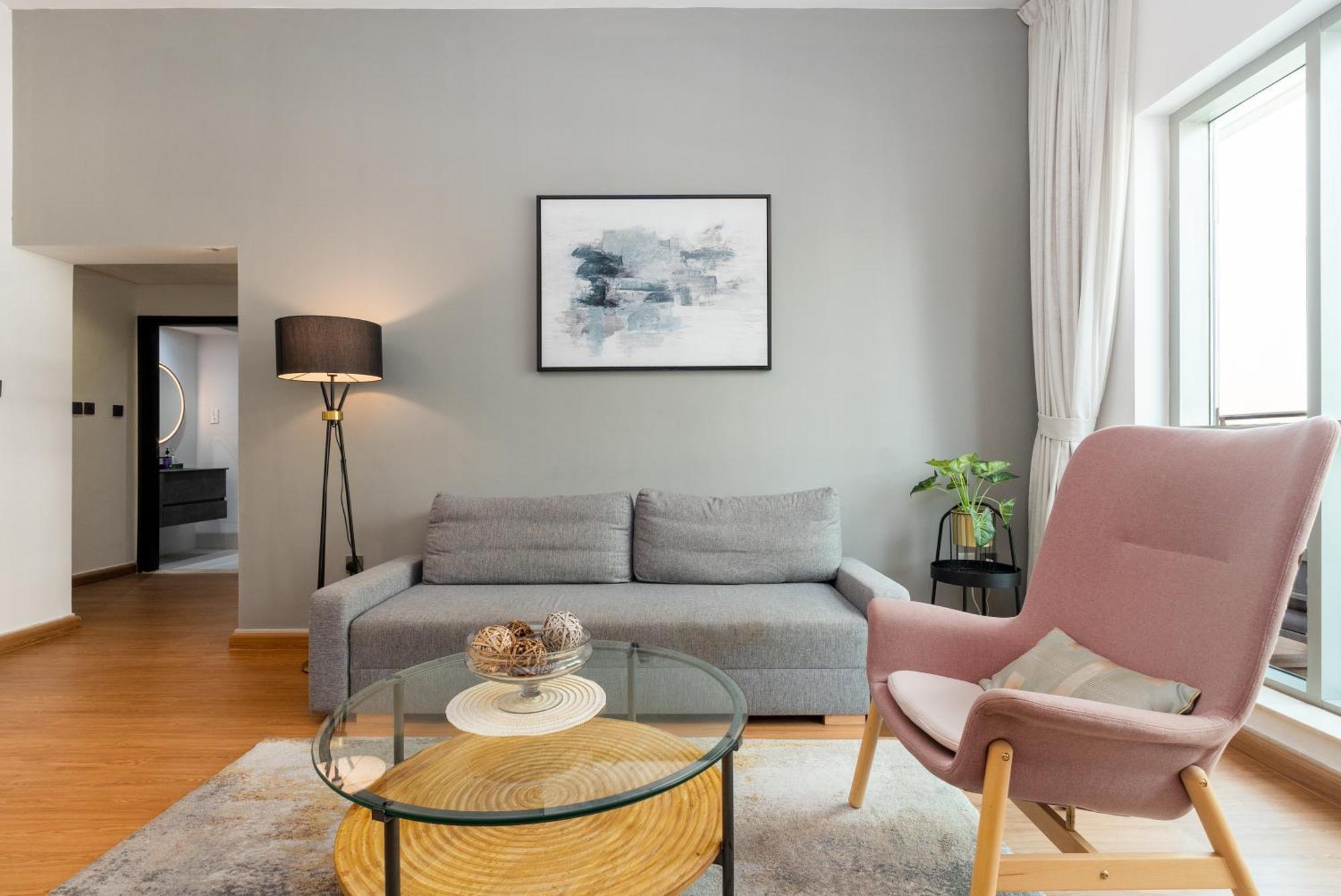 White Sage - Fountain View Stylish With Spacious Terrace Apartment Dubai