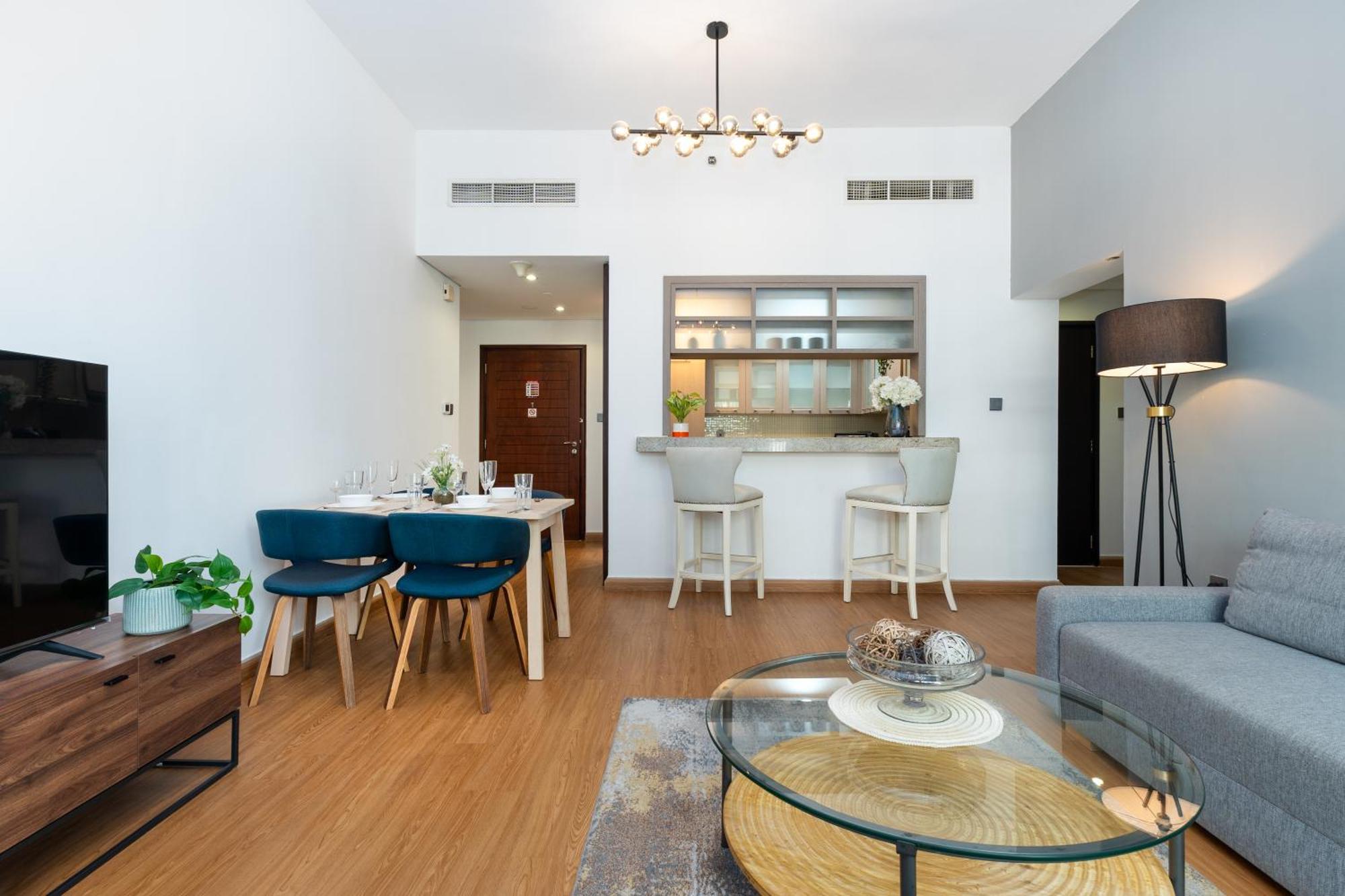 White Sage - Fountain View Stylish With Spacious Terrace *