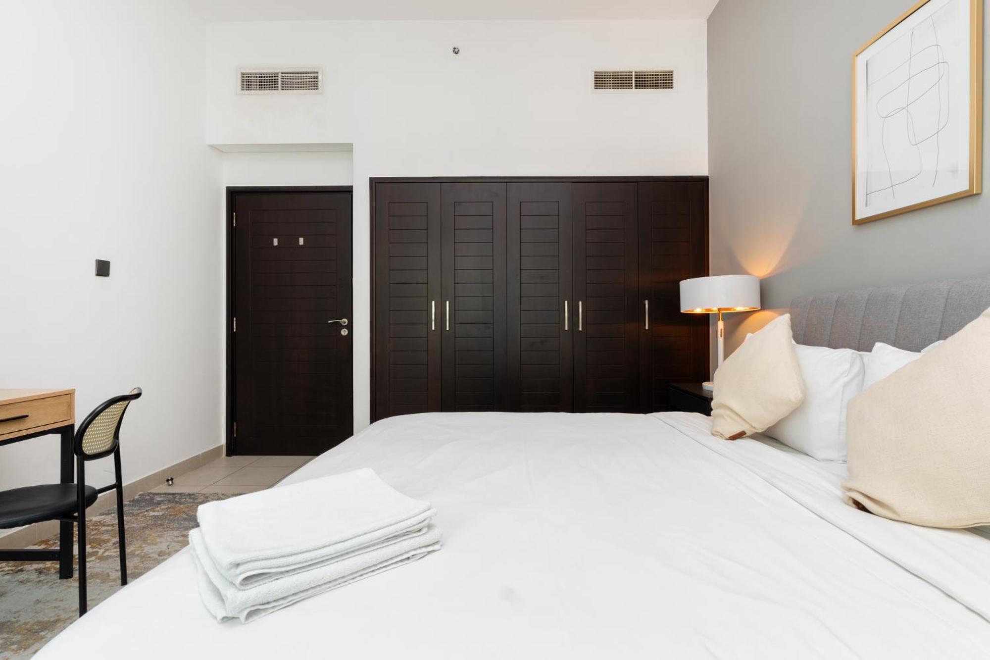 White Sage - Fountain View Stylish With Spacious Terrace Dubai