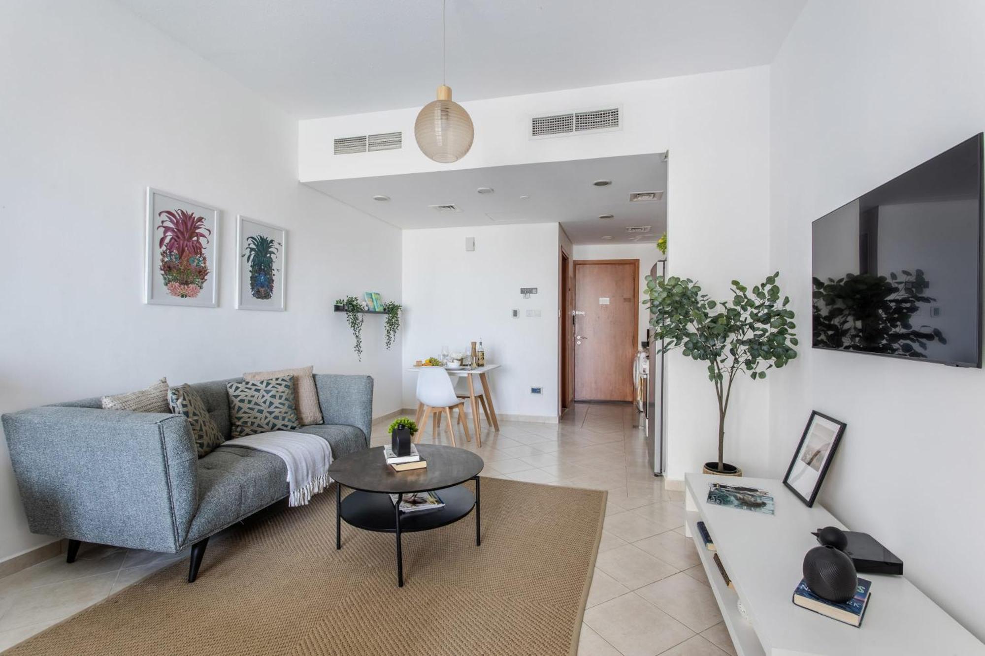 Apartment Frank Porter - Damac Crescent A Dubai