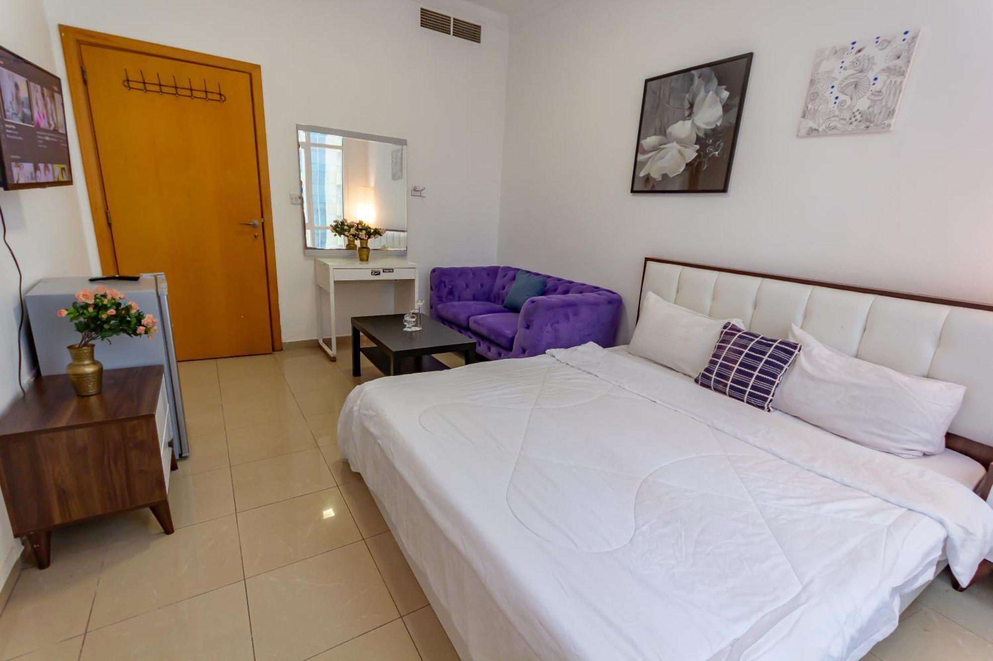 Spacious For Girls In Marina فتيات فقط Apartment Dubai