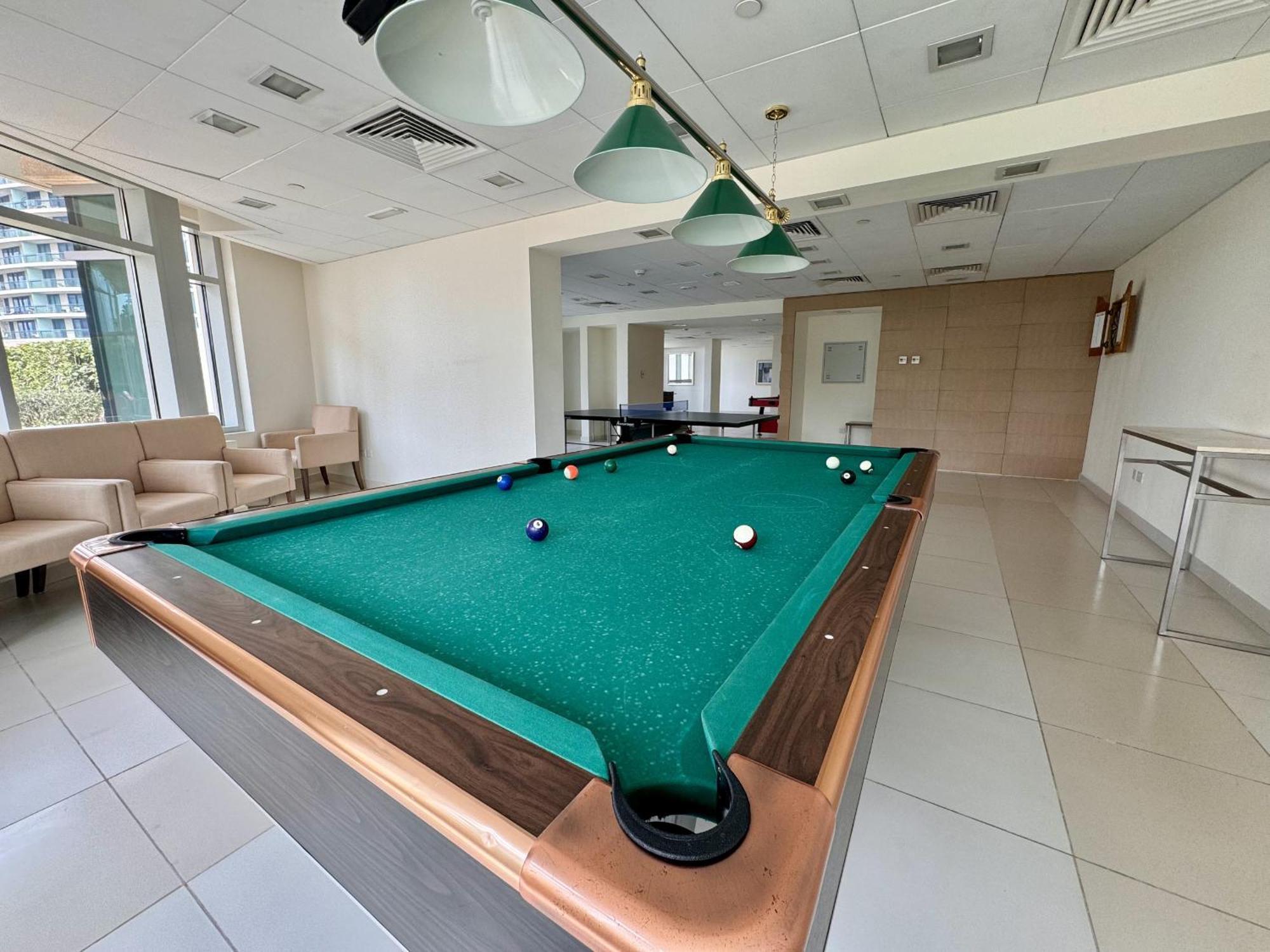 Easygo - Comfy 2bdr In Loft Tower Downtown Apartment *