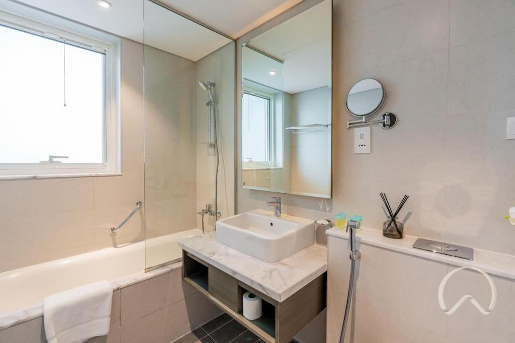 Apartment Oraya - Upgraded 2br In Prive Maison, Canal View *