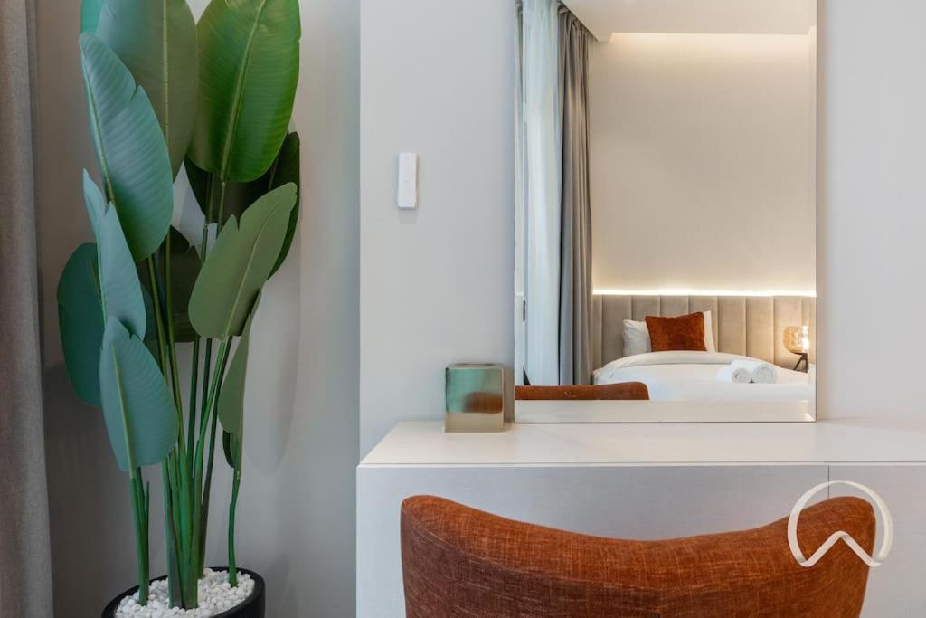 Oraya - Upgraded 2br In Prive Maison, Canal View *