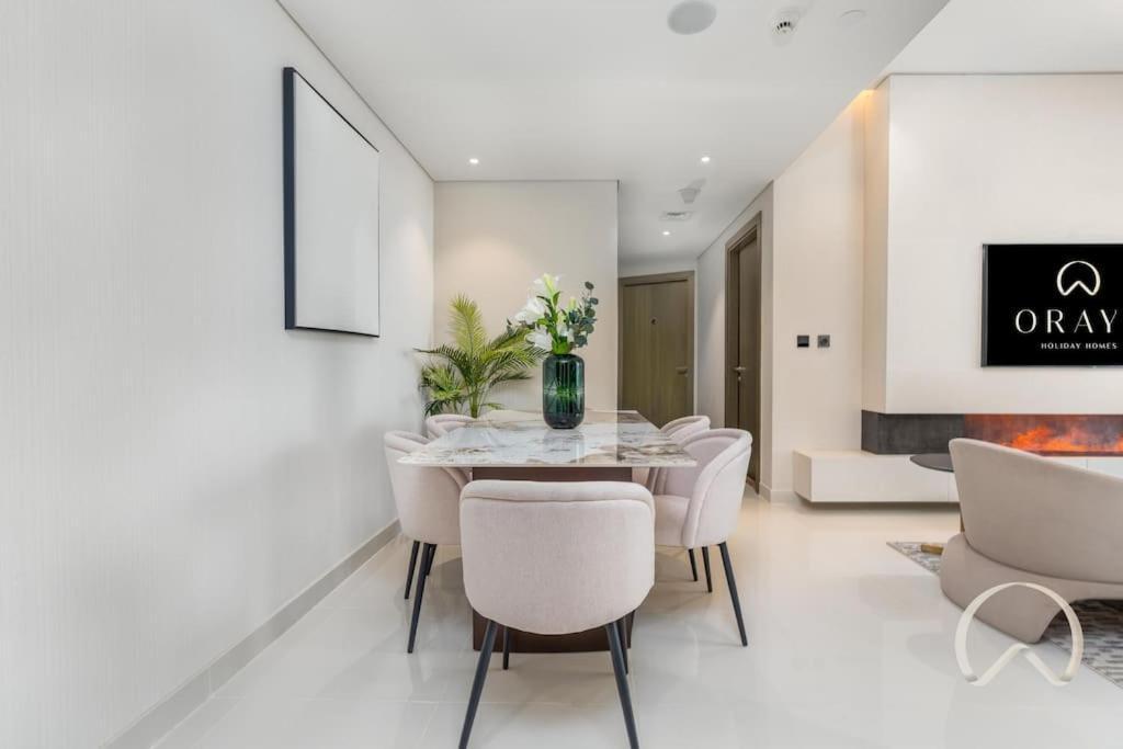 Oraya - Upgraded 2br In Prive Maison, Canal View * Dubai