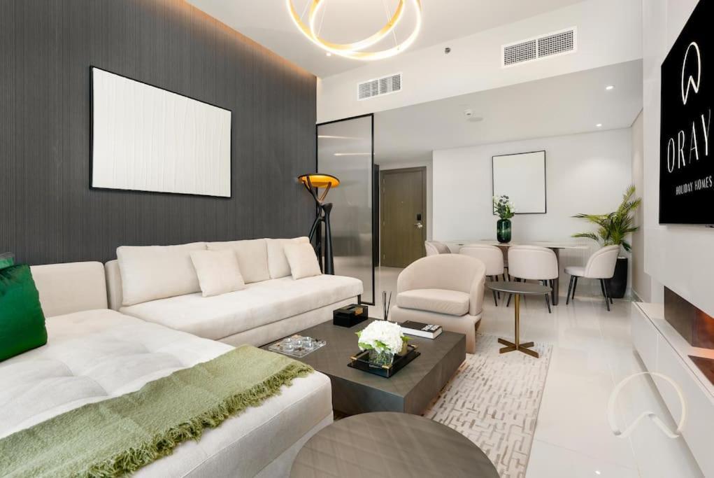 Oraya - Upgraded 2br In Prive Maison, Canal View