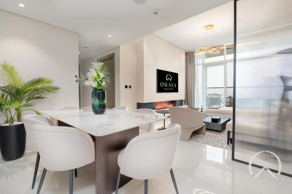 Oraya - Upgraded 2br In Prive Maison, Canal View Apartment Dubai