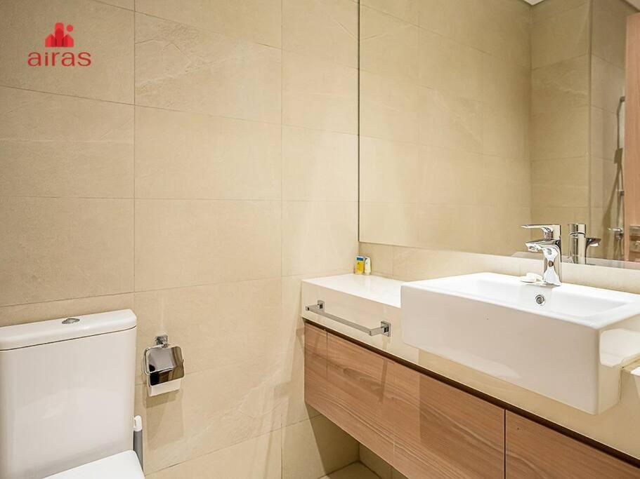 Cozy Rivera 38 Dubai