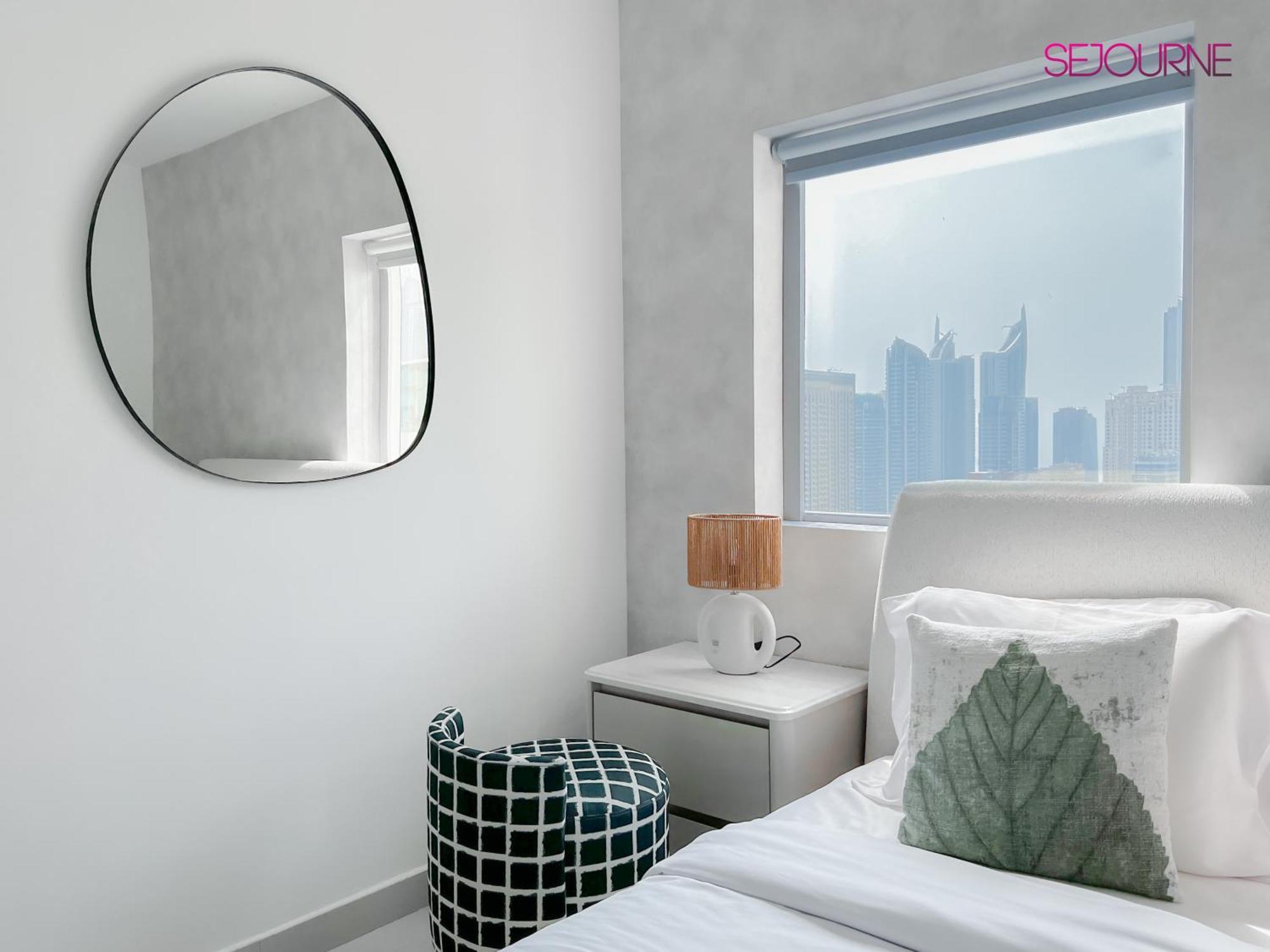Luxurious 2br In Gate 1 Apartment *