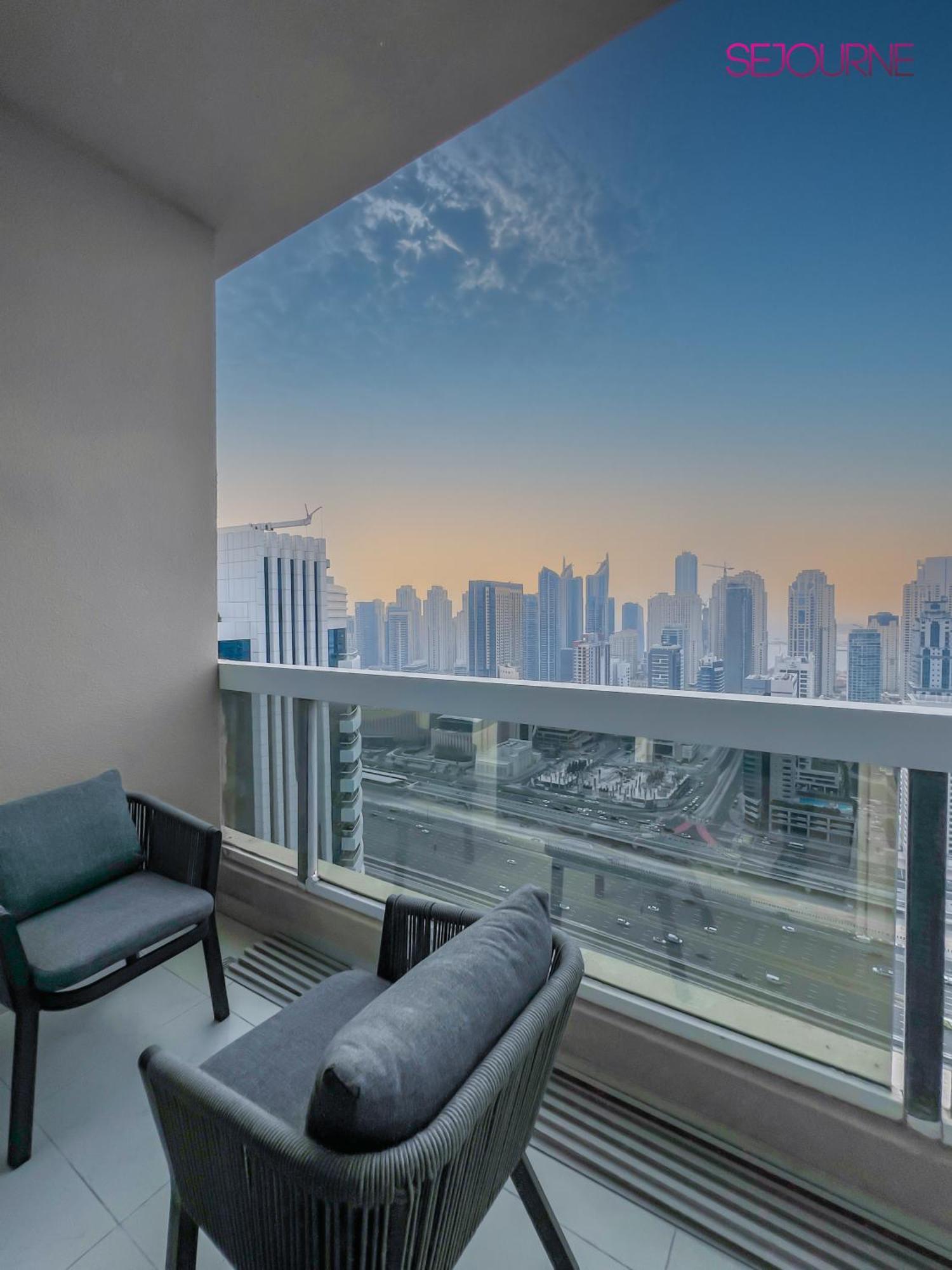 Apartment Luxurious 2br In Gate 1