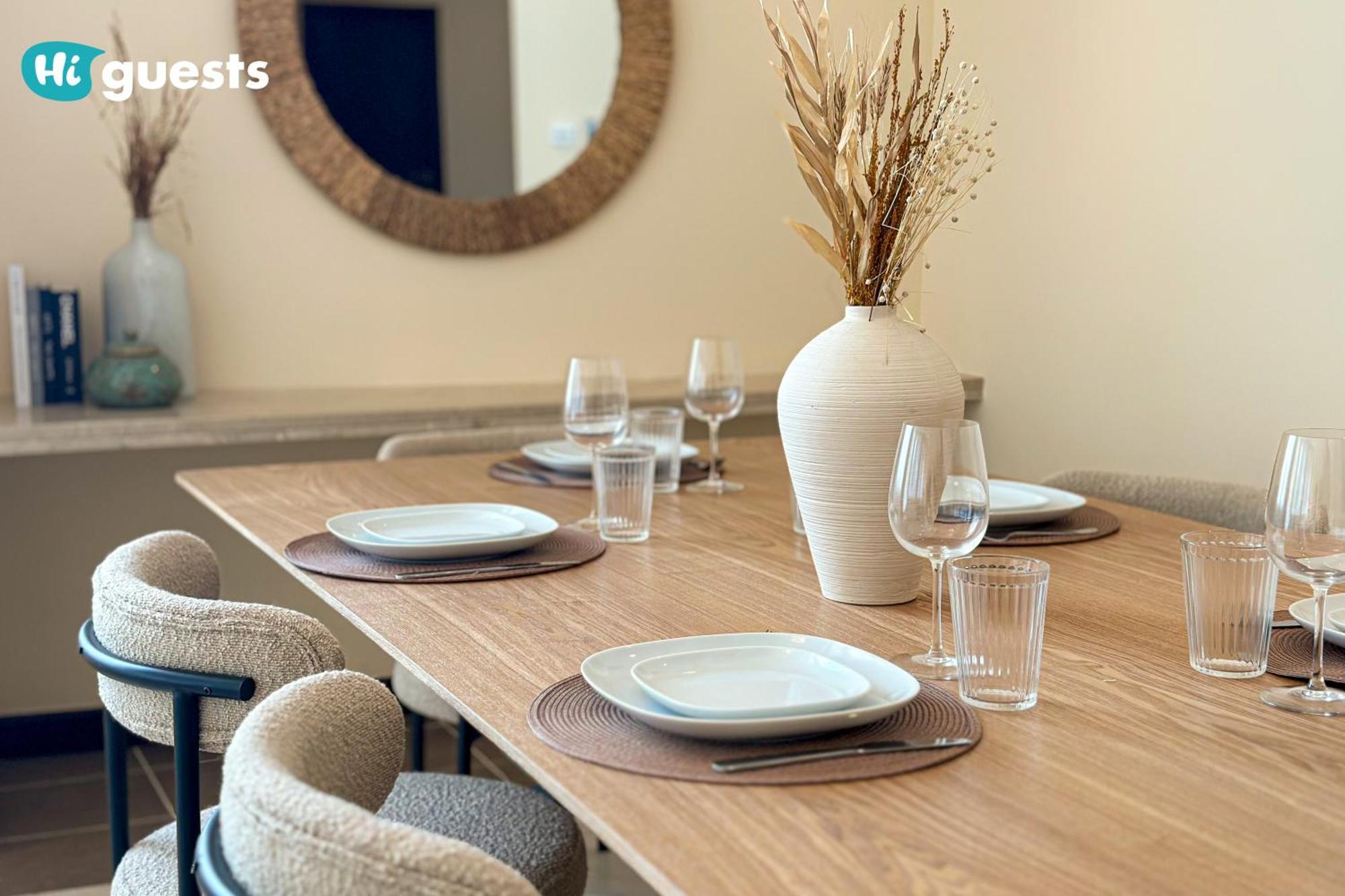 Higuests - Elegant Family Retreat In Dubai's Deira 3br Oasis Dubai
