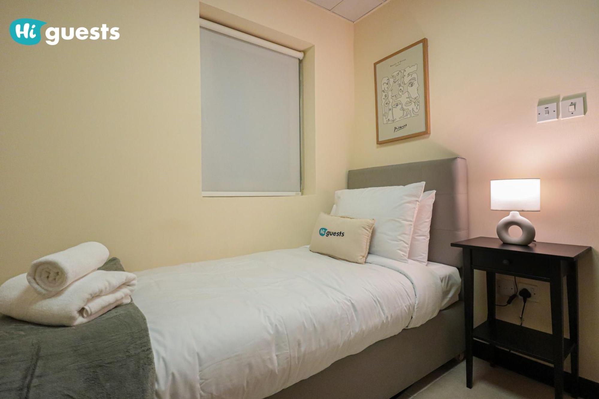 Higuests - Elegant Family Retreat In Dubai's Deira 3br Oasis