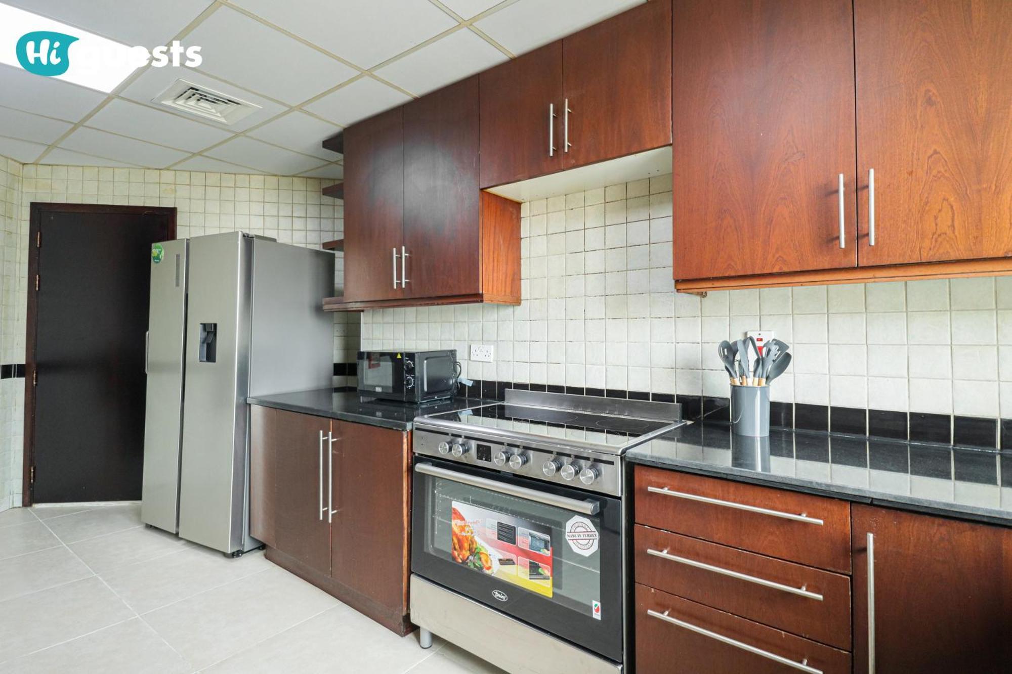 Higuests - Elegant Family Retreat In Dubai's Deira 3br Oasis Apartment *