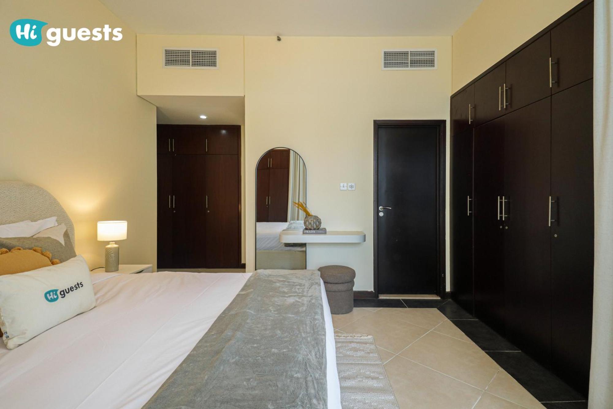 Higuests - Elegant Family Retreat In Dubai's Deira 3br Oasis * Dubai
