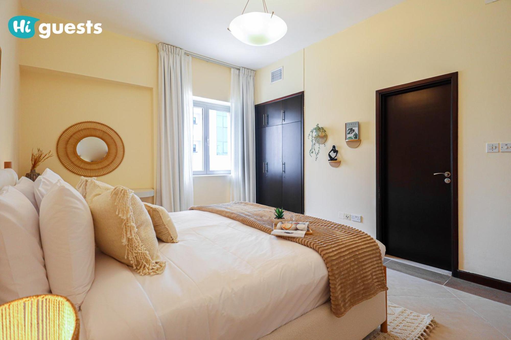 Higuests - Elegant Family Retreat In Dubai's Deira 3br Oasis Apartment *