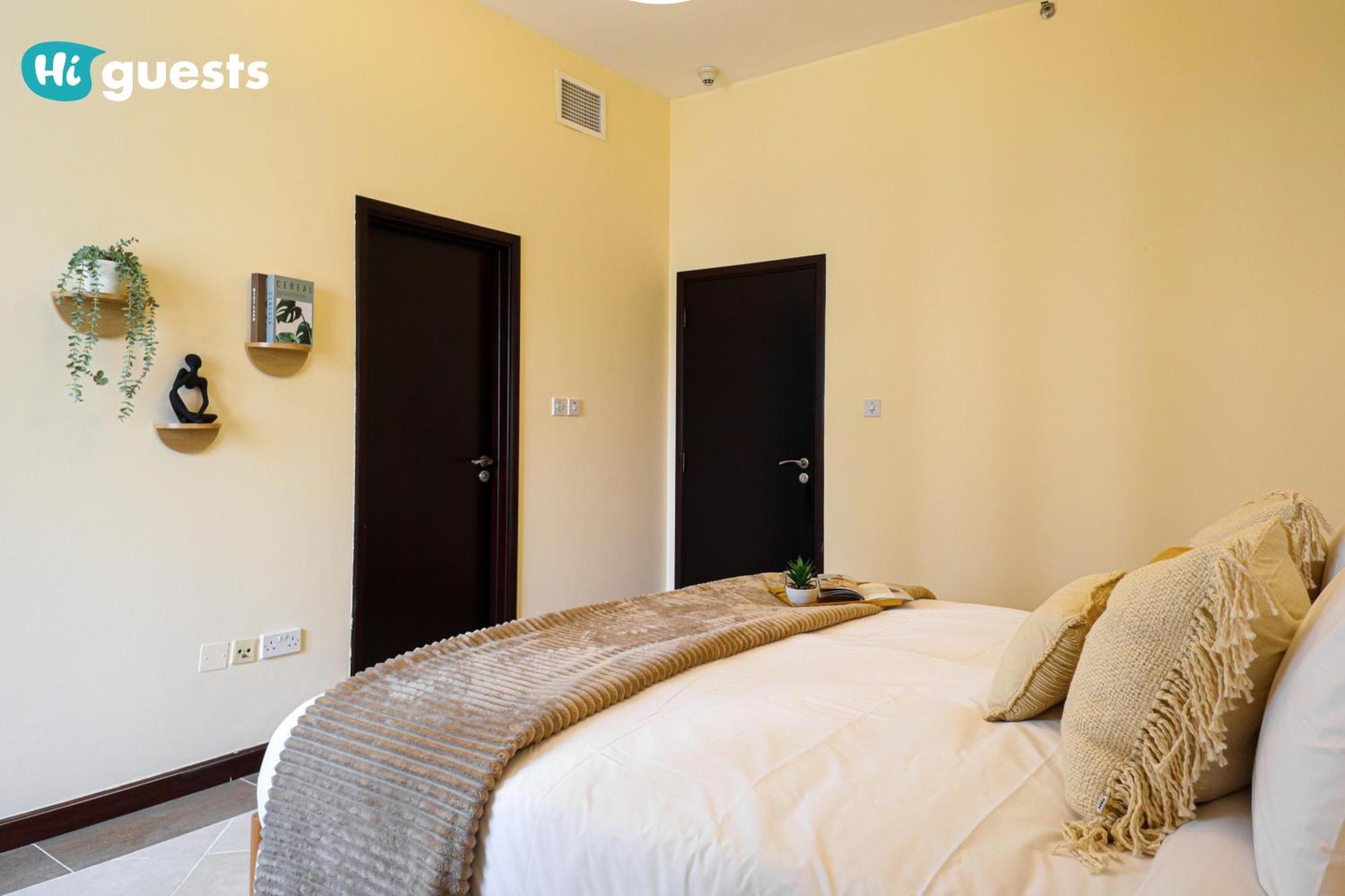 Higuests - Elegant Family Retreat In Dubai's Deira 3br Oasis *