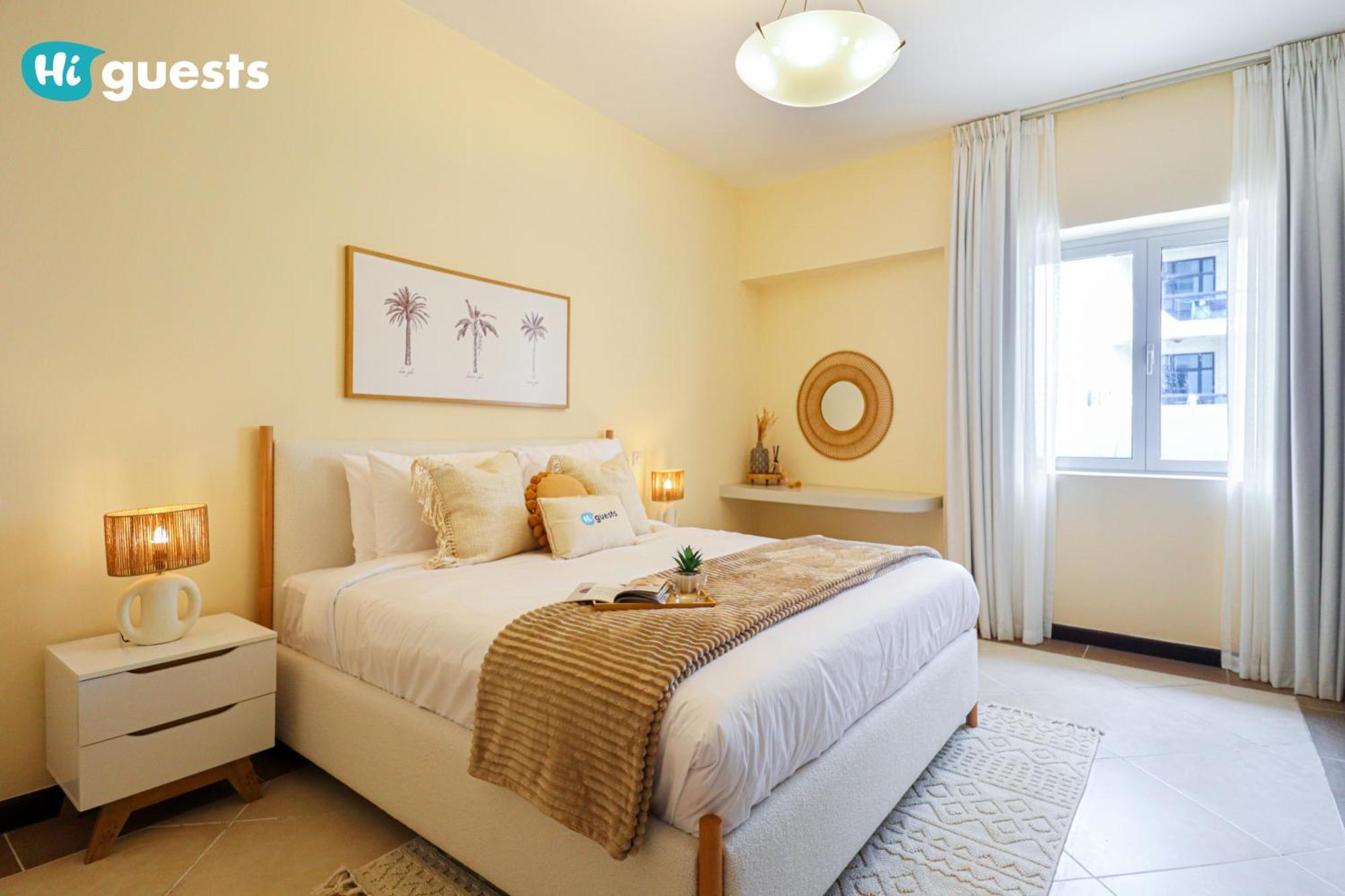 Higuests - Elegant Family Retreat In Dubai's Deira 3br Oasis Apartment