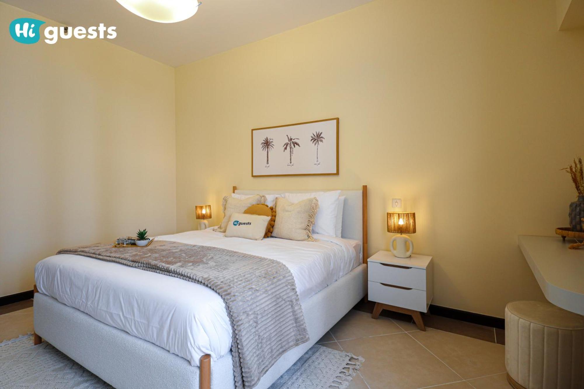 Higuests - Elegant Family Retreat In Dubai's Deira 3br Oasis *