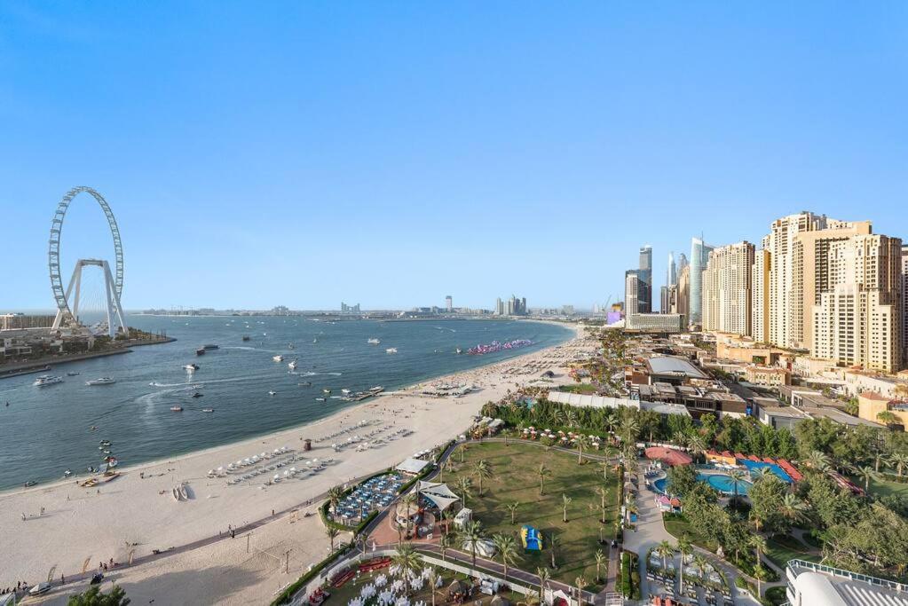 Apartment First Class 2br Vibrant Waterfront District Dubai