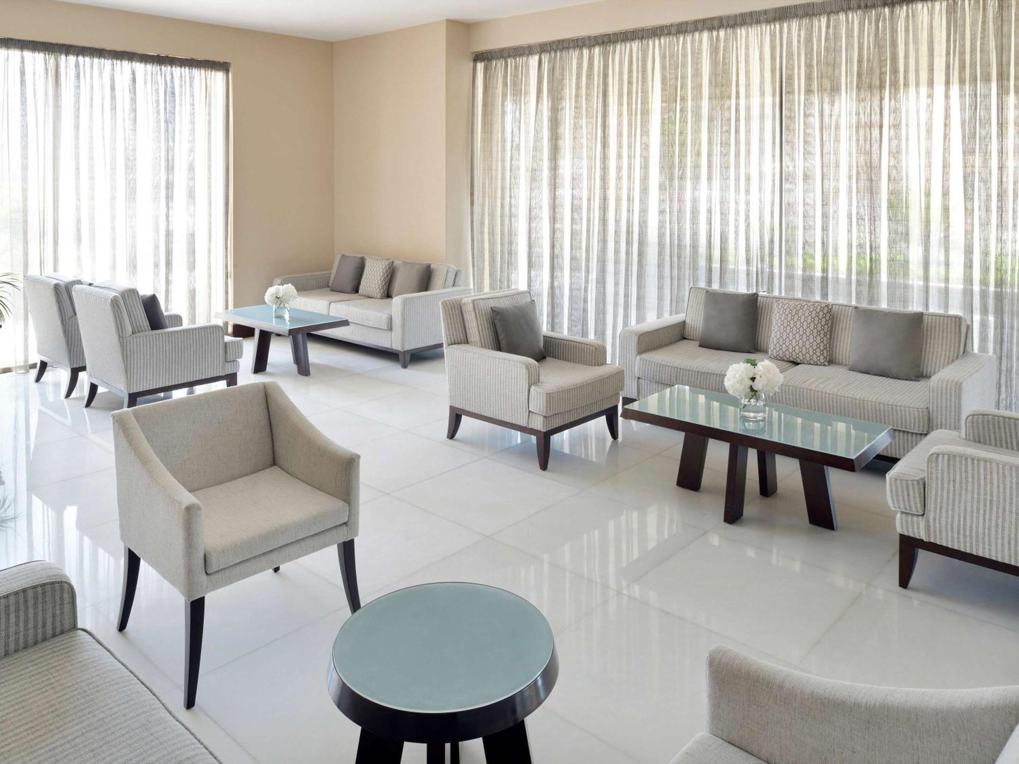 Moevenpick Al Mamzar Aparthotel Dubai
