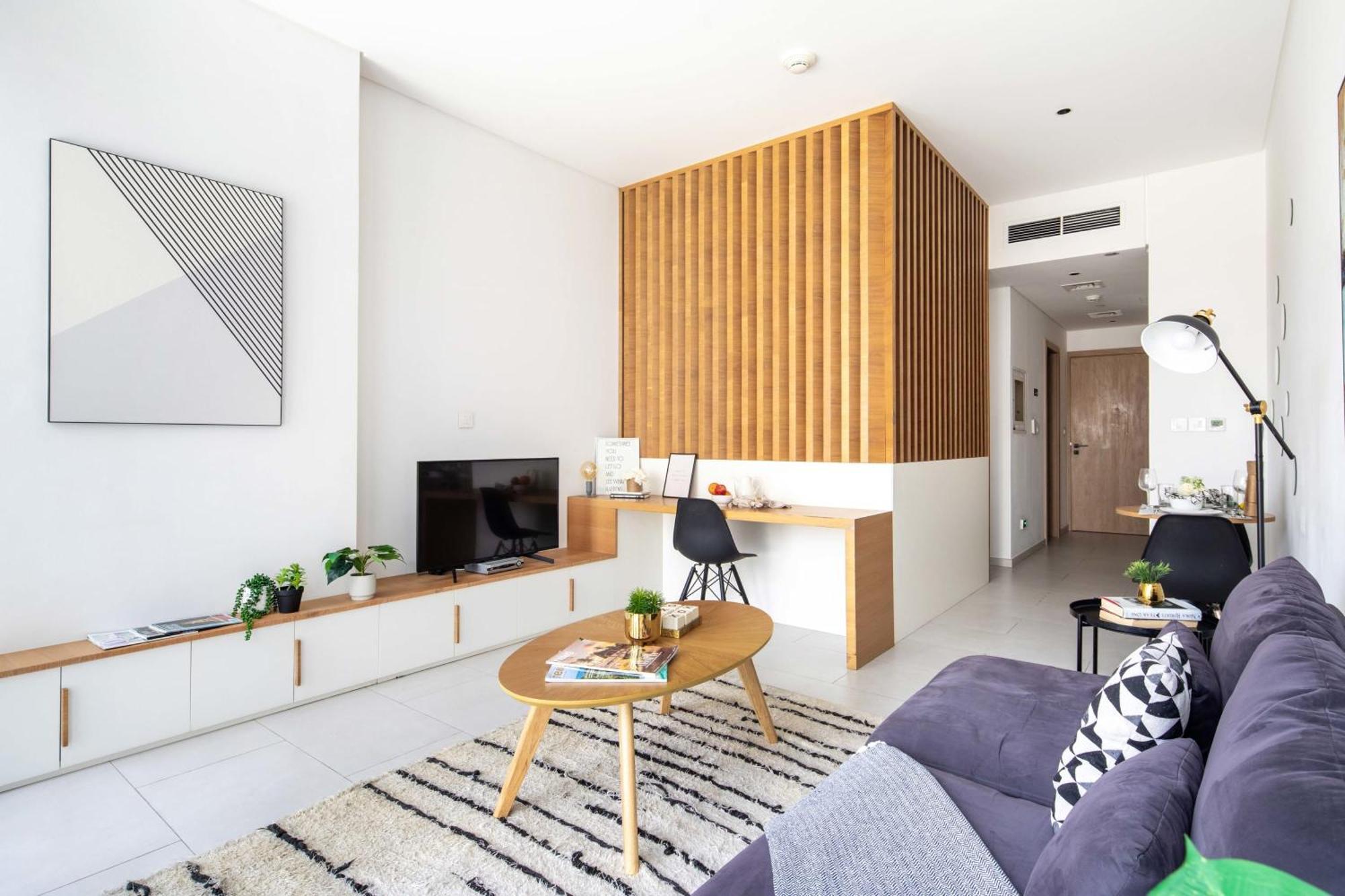 Apartment Frank Porter - Marquise Square Dubai