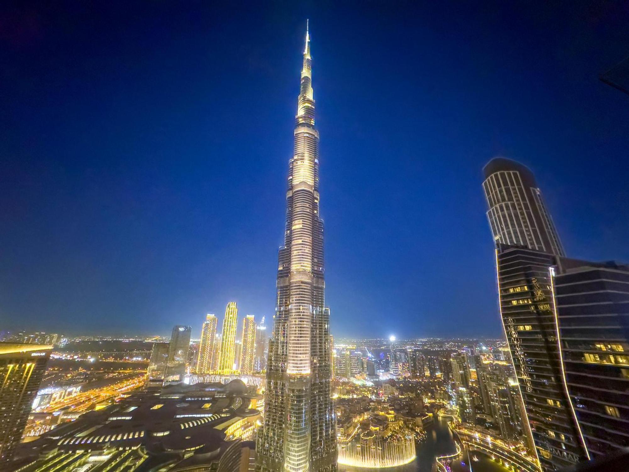 Apartment First Class 3br With Full Burj Khalifa And Fountain View Dubai
