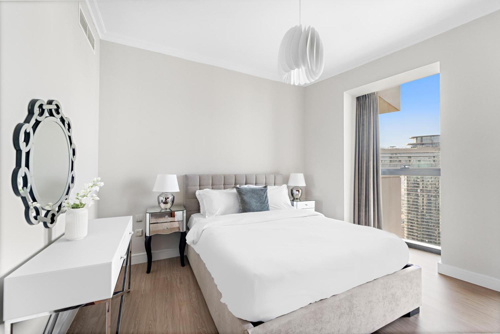First Class 3br With Full Burj Khalifa And Fountain View Dubai