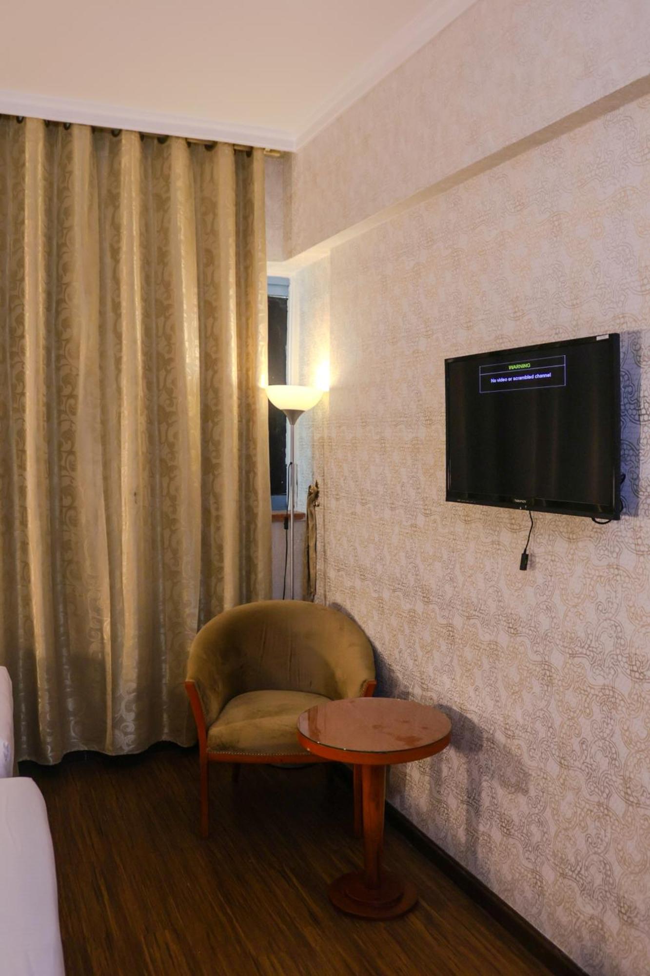 Boonmax Hotel