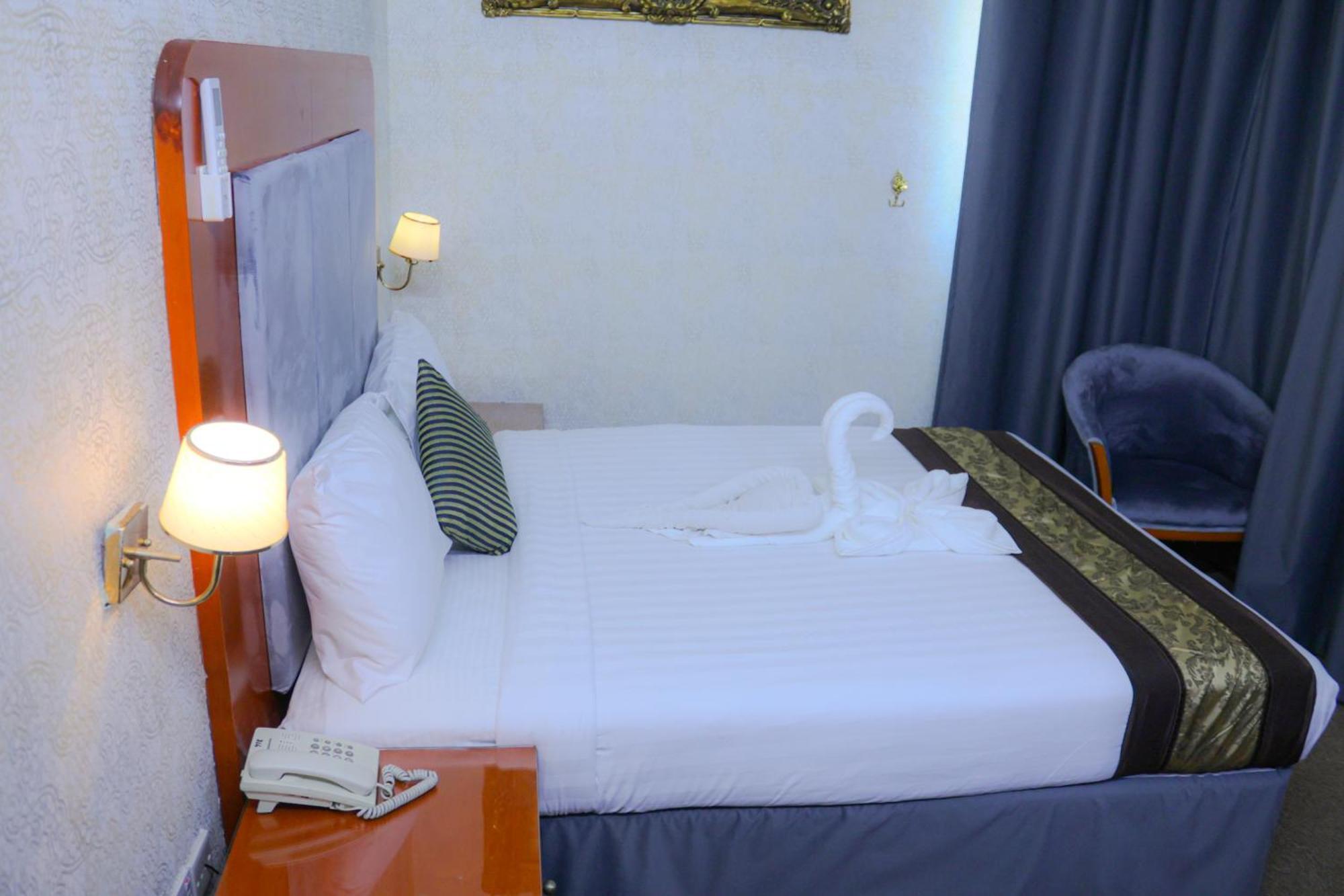 Hotel Boonmax 3*