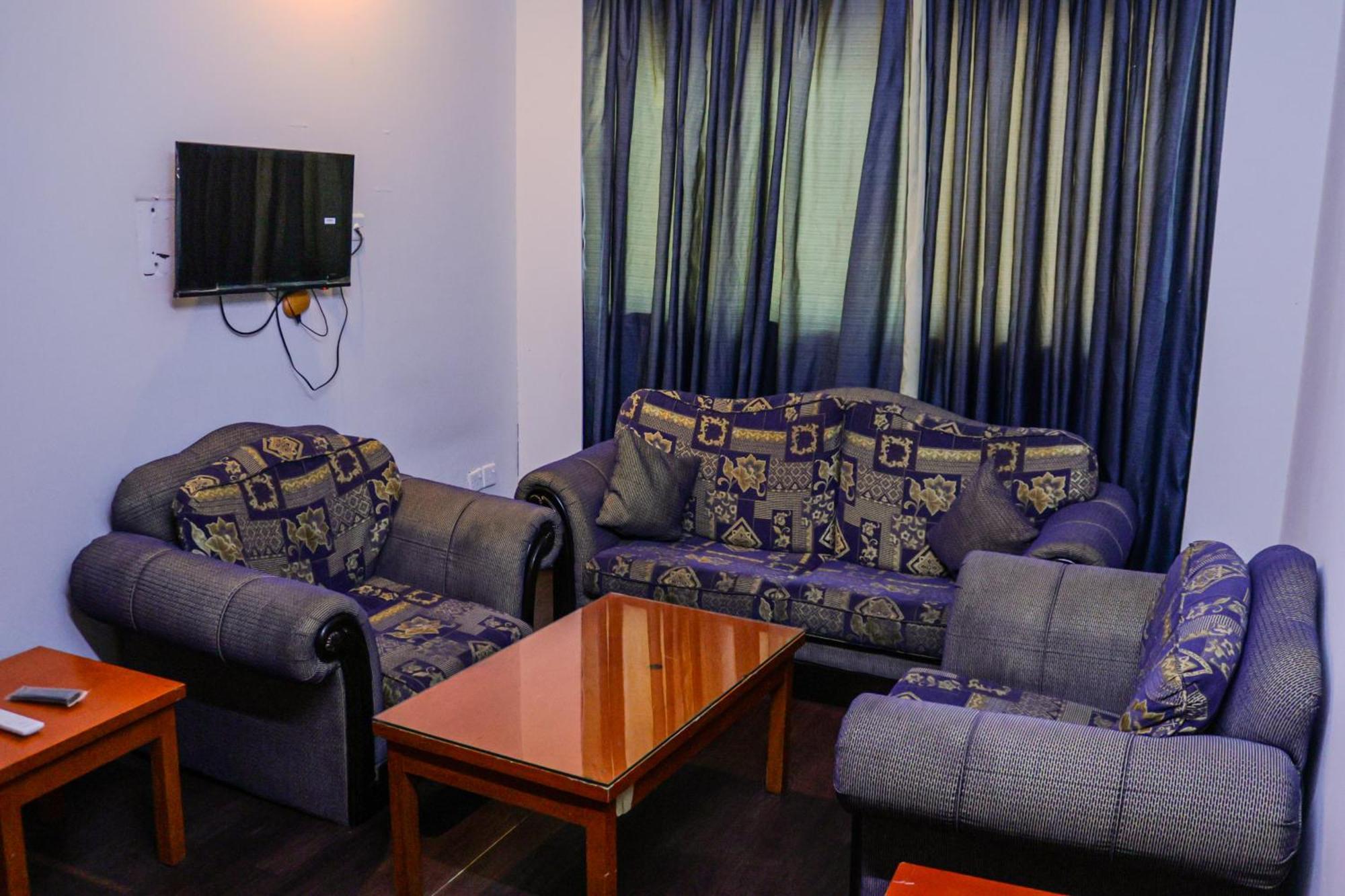 Boonmax Hotel Dubai
