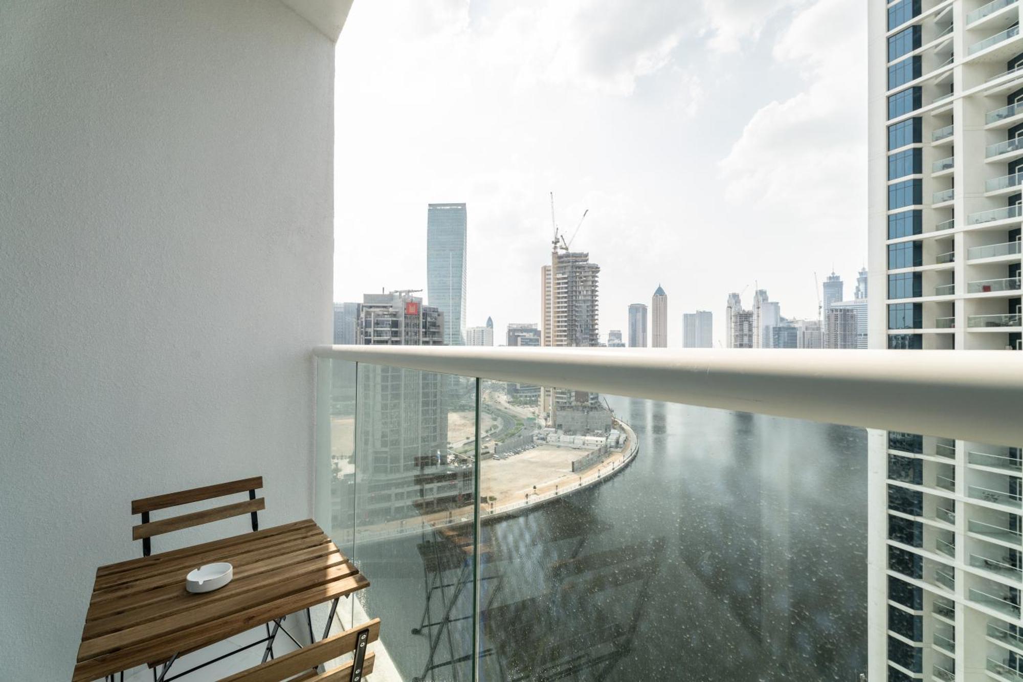 Aliving Stylish At Damam Prive With Balcony And Partial Burj Khalifa View-1315 Dubai