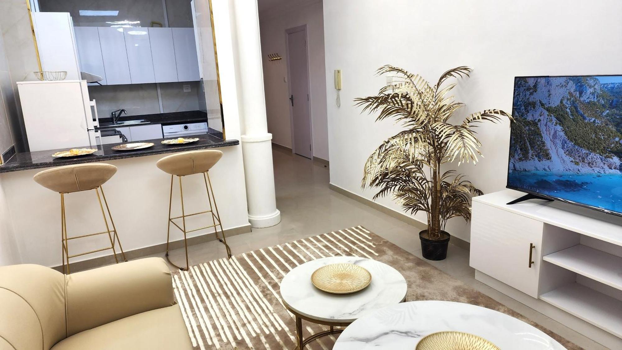 Luxury 1 Bedroom On Marina Walk Apartment Dubai