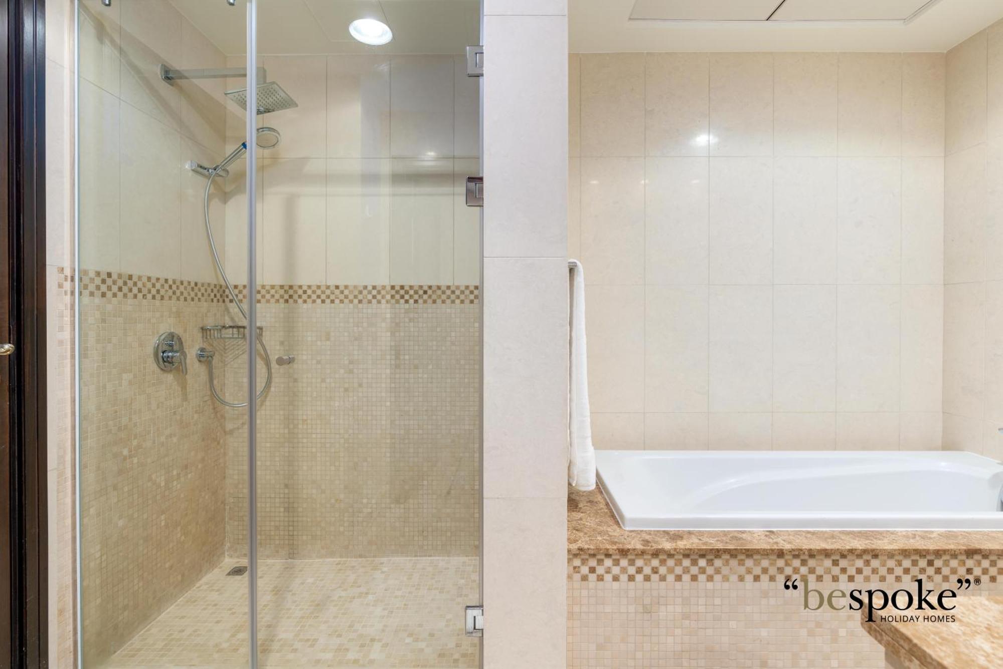 Bespoke Homes - Palm Jumeirah -2 Bedroom Sea View With Access, Balqis