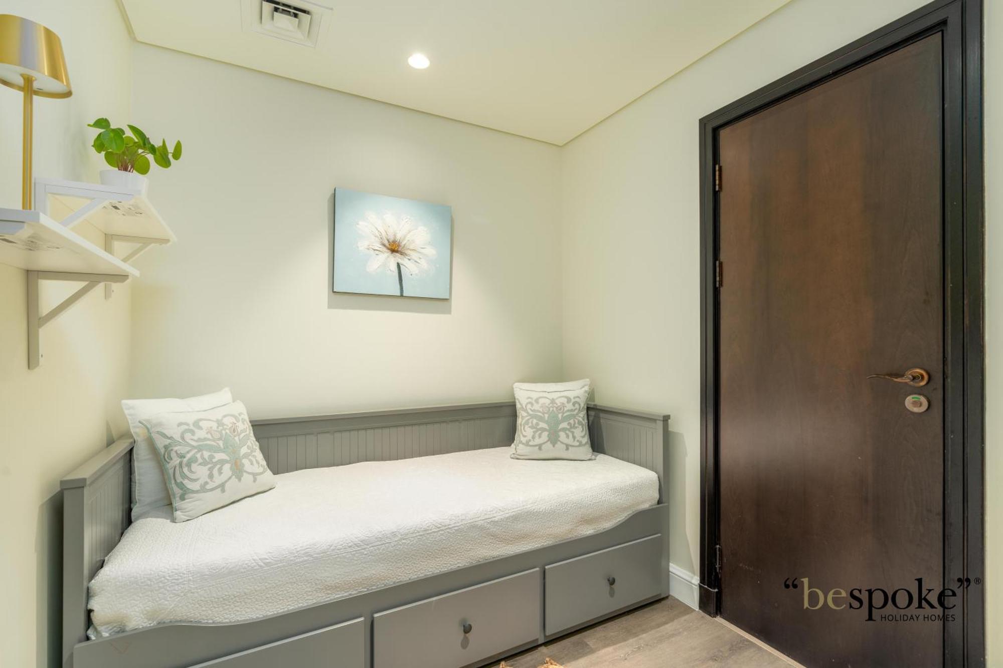Bespoke Homes - Palm Jumeirah -2 Bedroom Sea View With Access, Balqis * Dubai