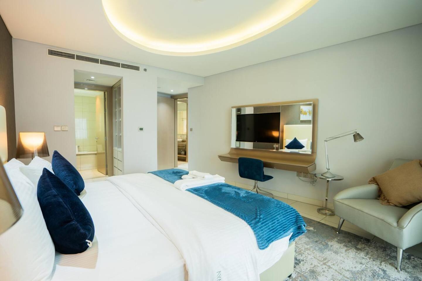 Paramount Towers - Elegant Apartment *