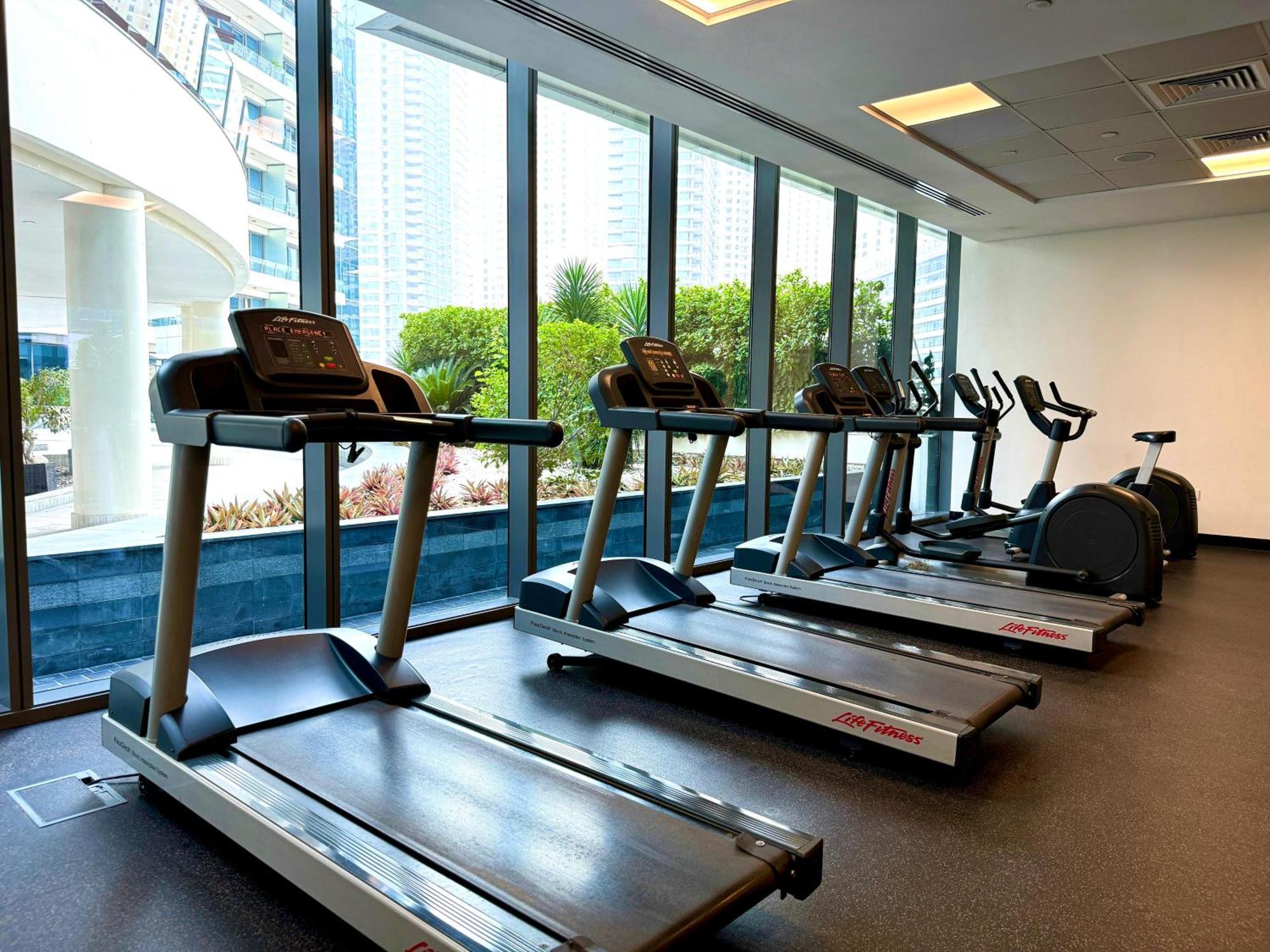 Poshy 1br W Marina Bay View Next To Marina Mall Dubai