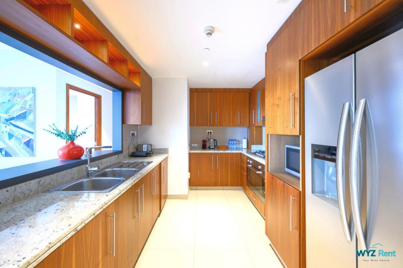 Spectacular 3 & Half Br In Downtown ,burj Khalifa View